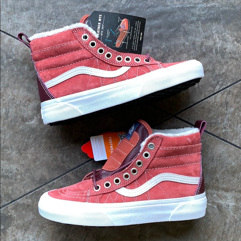 VANS SK8-Hi MTE Beet Red WMNS - Picture 13 of 16
